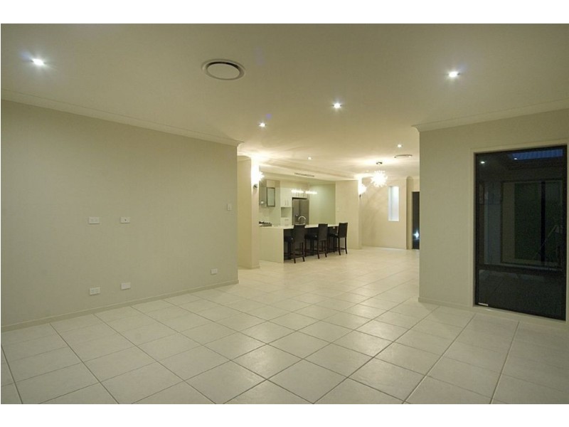 82 Taylor Road, Veteran QLD 4570