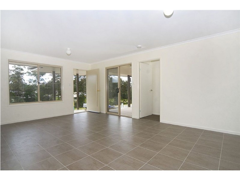 12a & 12b Wisteria Lane, Southside QLD 4570