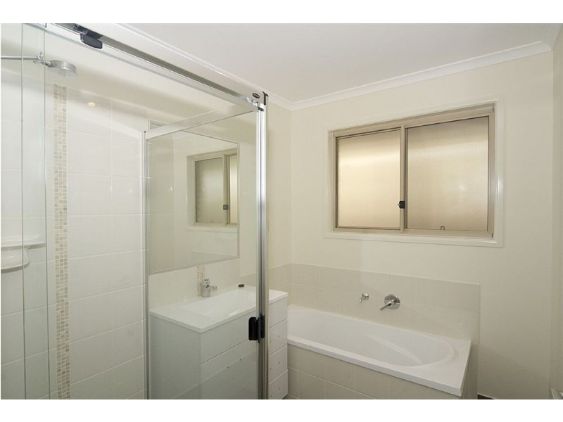 12a & 12b Wisteria Lane, Southside QLD 4570