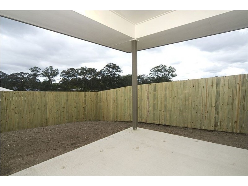 12a & 12b Wisteria Lane, Southside QLD 4570