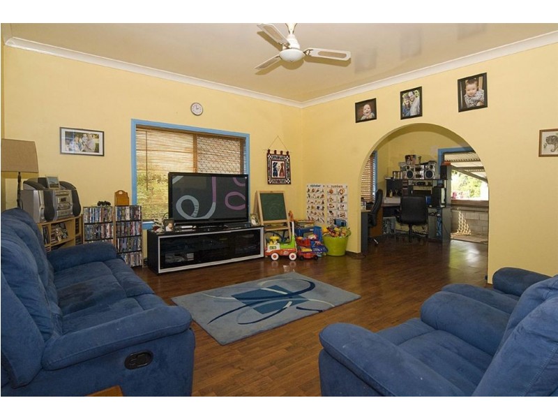 5 Elizabeth Street, Kandanga QLD 4570