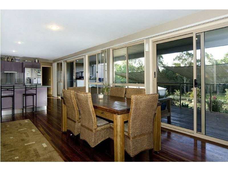 10 Langara Drive, Southside QLD 4570