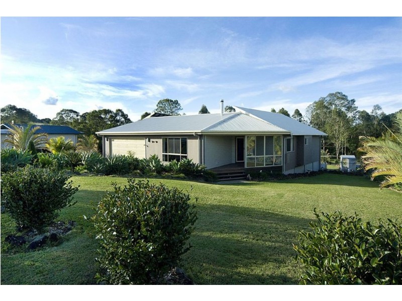 10 Langara Drive, Southside QLD 4570