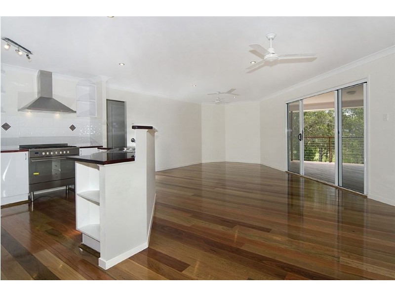 40 Judicial Cct, Jones Hill QLD 4570