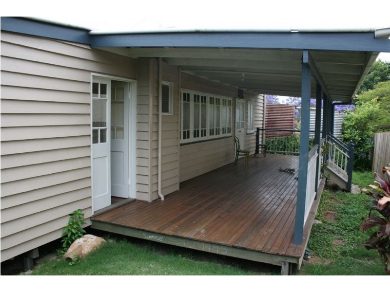 24 Caledonian Hill, Gympie QLD 4570