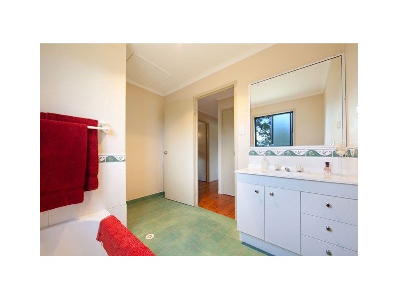86 Lorikeet Drive, Tamaree QLD 4570