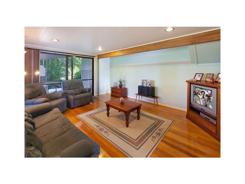 30 Sorensen Road, Southside QLD 4570