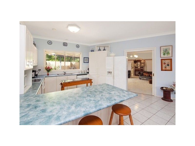 9 Megan Road, Southside QLD 4570