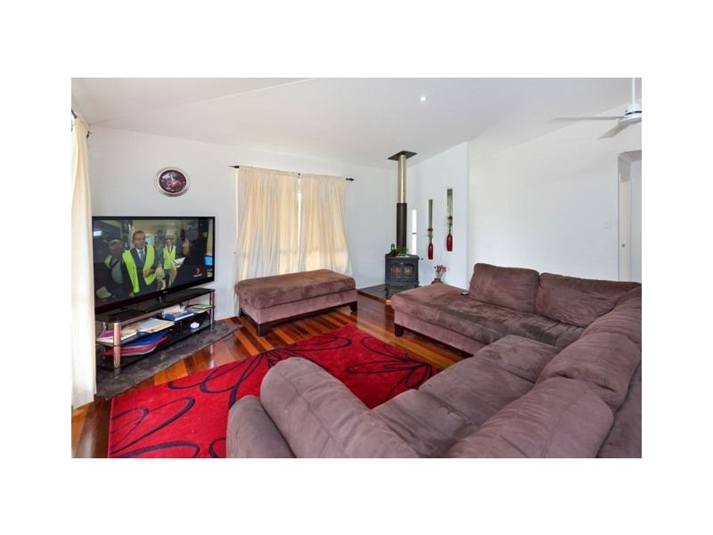 6 Tea Tree Court, The Palms QLD 4570