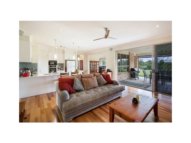 34 Lavender Drive, Araluen QLD 4570