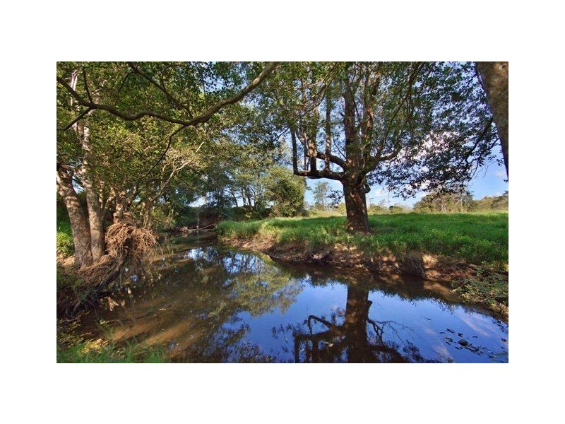 5 McCarthy Road, Kia Ora QLD 4570