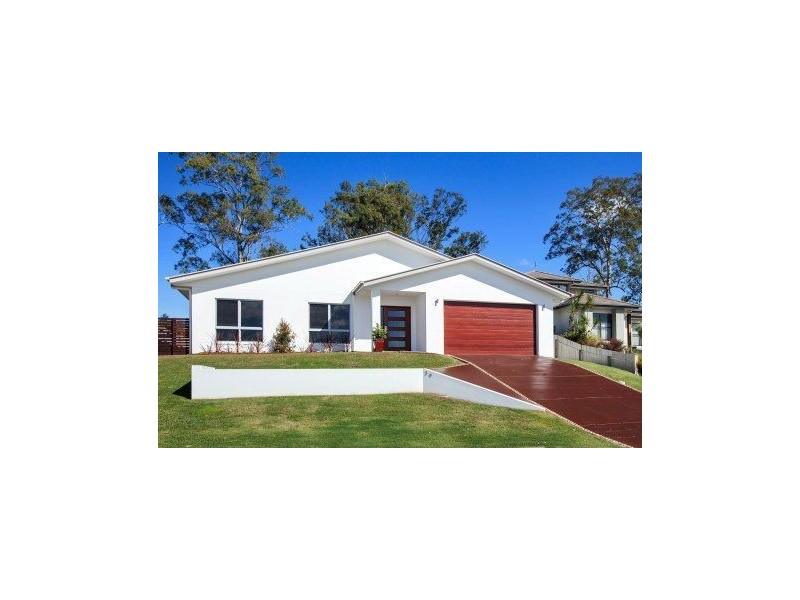 39 Hilltop Avenue, Southside QLD 4570