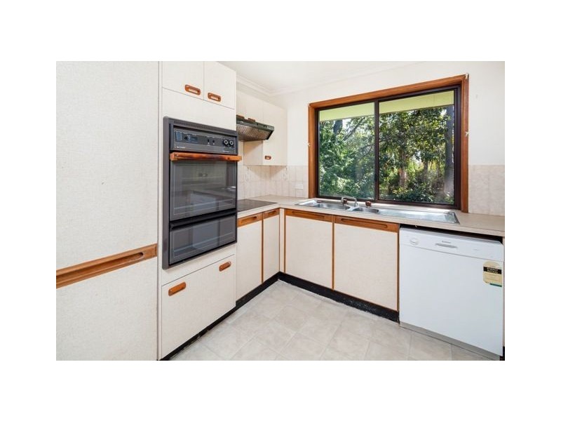 9a Bruce Highway, Chatsworth QLD 4570