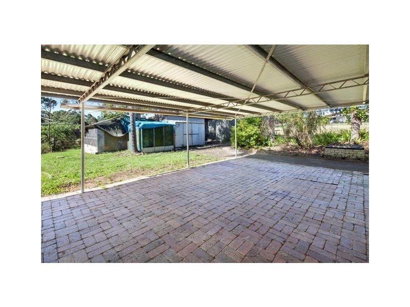 9a Bruce Highway, Chatsworth QLD 4570