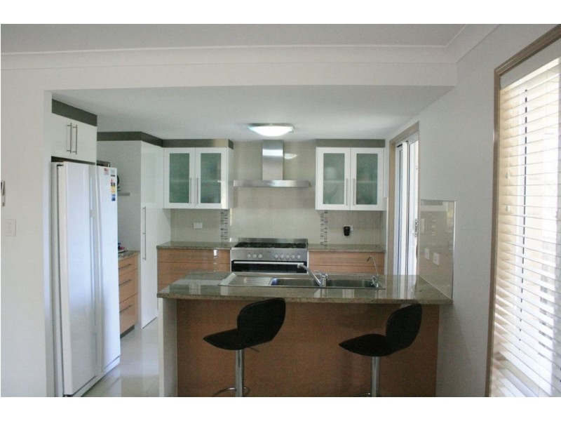 119 Silky Oak Drive, Southside QLD 4570