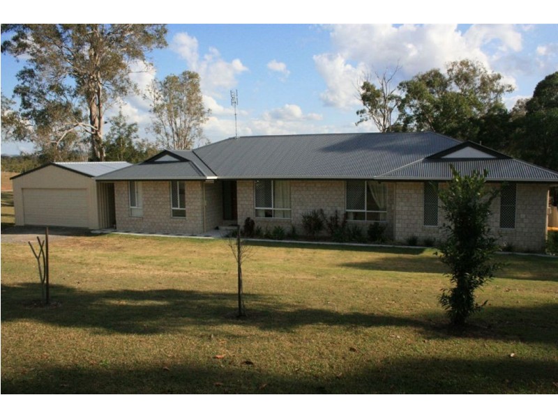 119 Silky Oak Drive, Southside QLD 4570