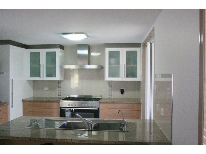119 Silky Oak Drive, Southside QLD 4570