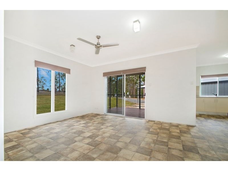 46 Old Veteran Road, Veteran QLD 4570