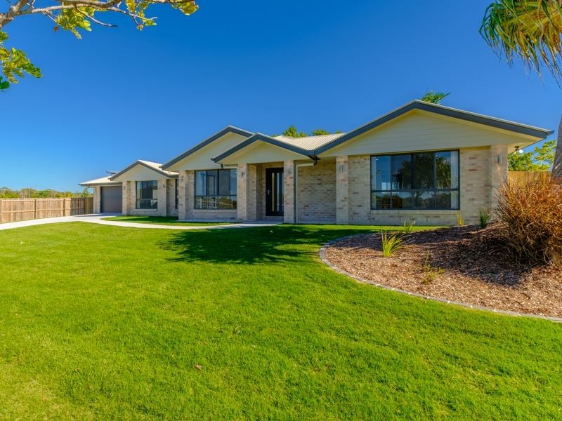 26 Tarwhine Street, Tin Can Bay QLD 4580