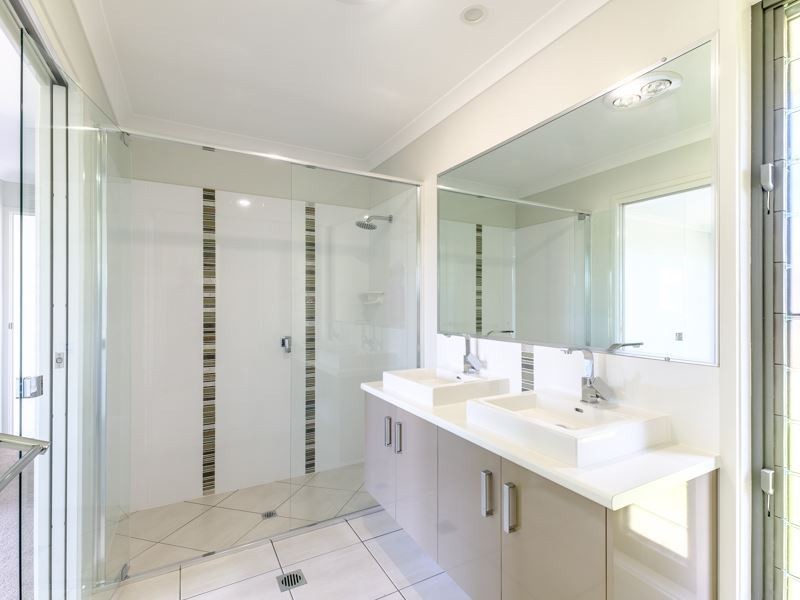 26 Tarwhine Street, Tin Can Bay QLD 4580