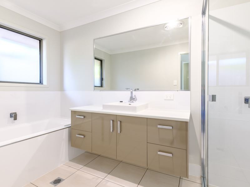 26 Tarwhine Street, Tin Can Bay QLD 4580