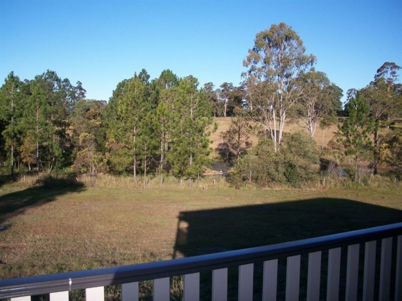 7 Giles Street, Southside QLD 4570