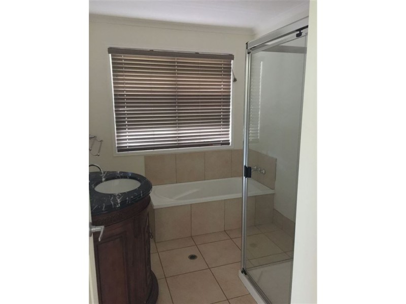 352 Arborten Road, Glenwood QLD 4570