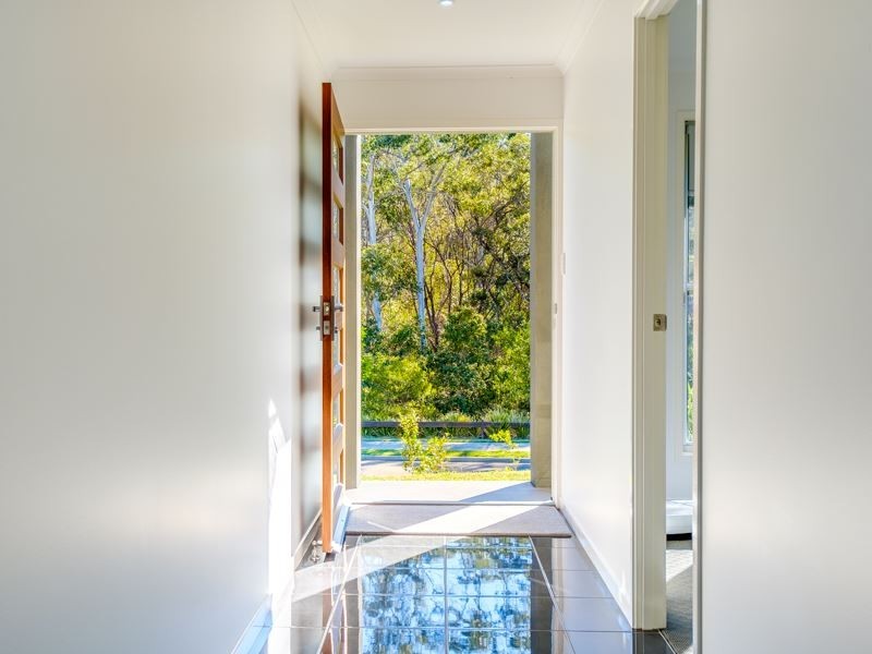 36 Woodland Drive, Southside QLD 4570