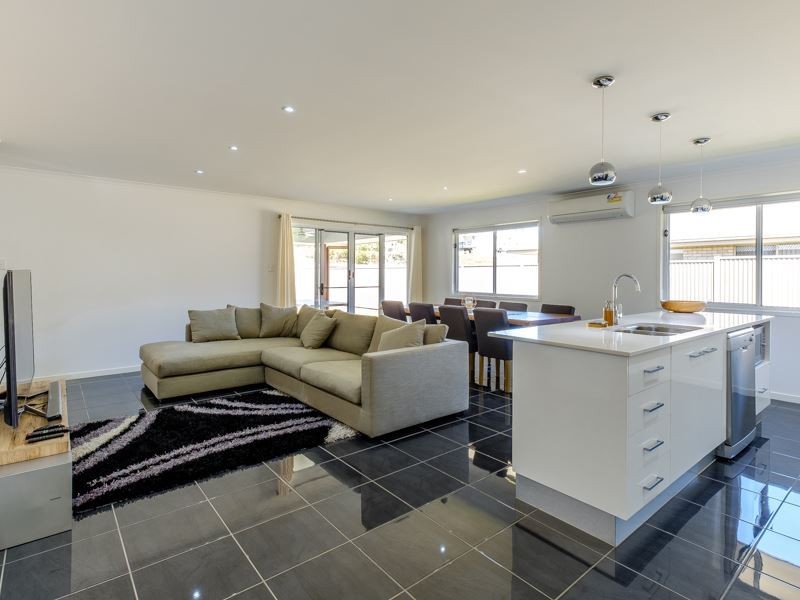 36 Woodland Drive, Southside QLD 4570