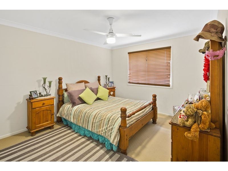 27 McPhail Street, Southside QLD 4570
