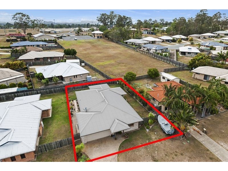 27 McPhail Street, Southside QLD 4570