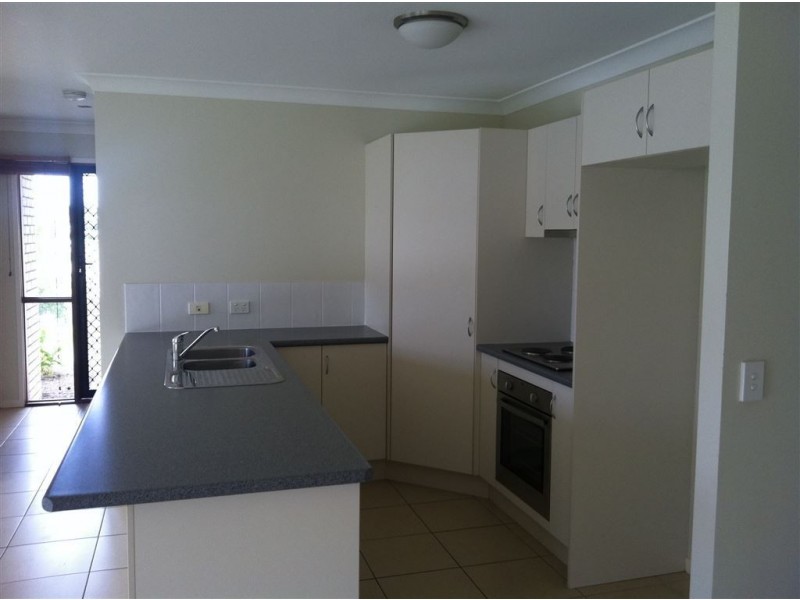 10 Parkview Close, Southside QLD 4570