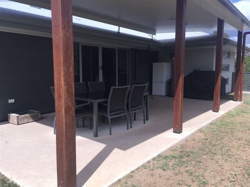 52 Directors Circuit, Jones Hill QLD 4570