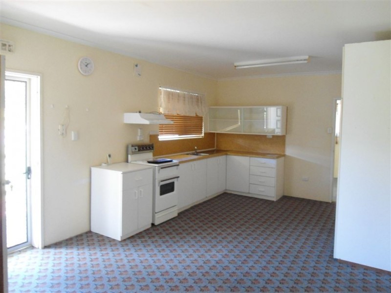 15 Glasgow Street, Gympie QLD 4570