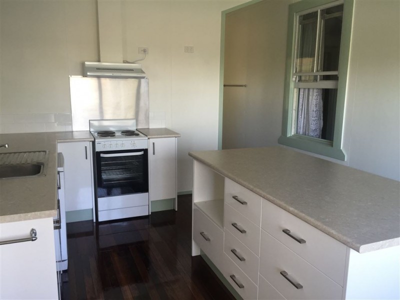 2 Stewart Terrace, Gympie QLD 4570