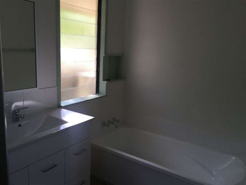 2 Stewart Terrace, Gympie QLD 4570