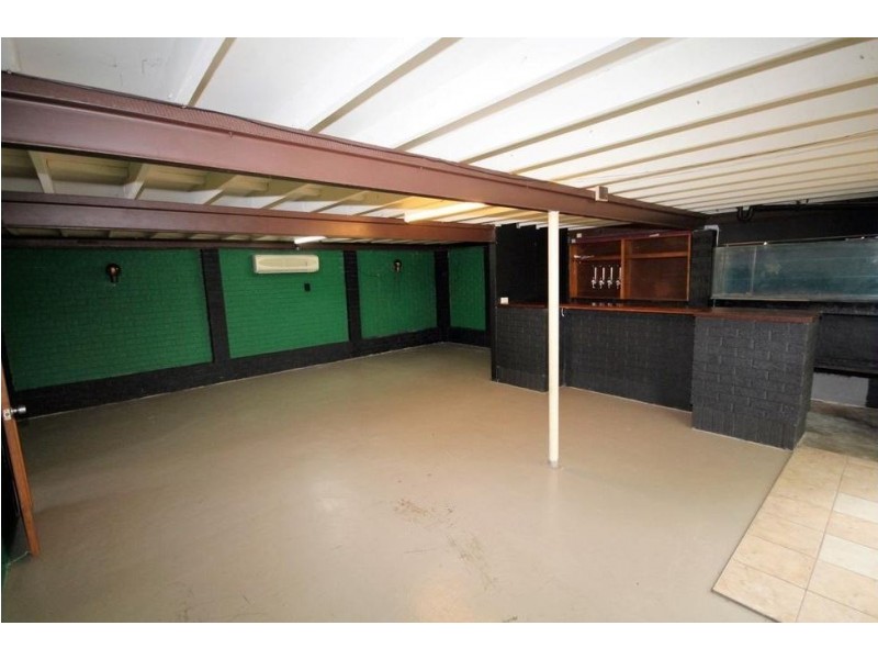 10 Browns Road, Victory Heights QLD 4570