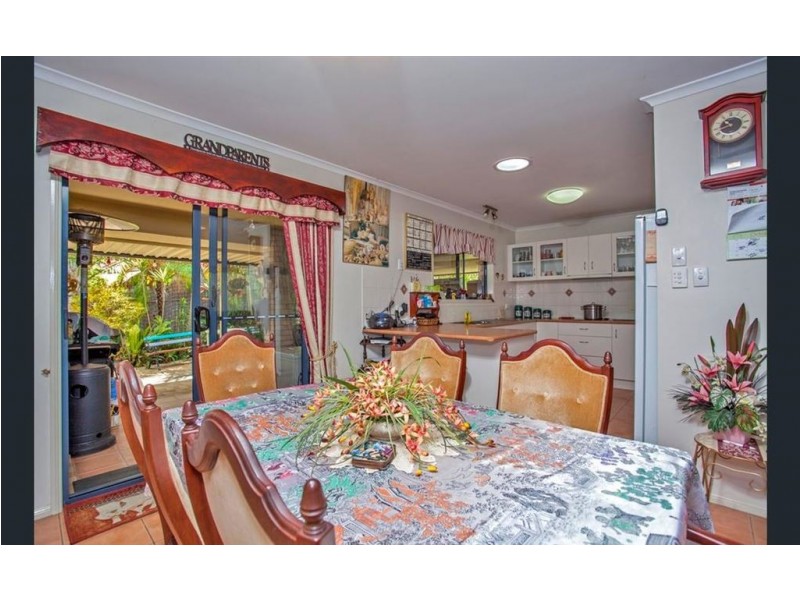 3 Inverary Court, Southside QLD 4570