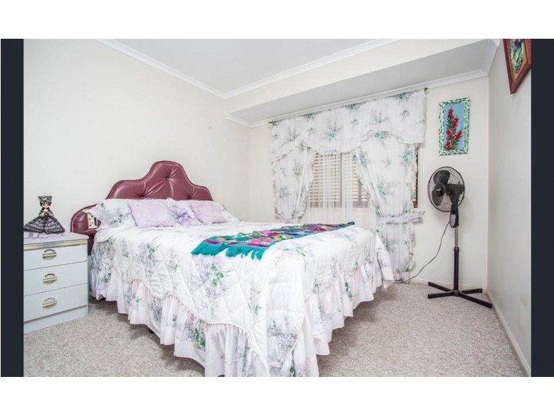 3 Inverary Court, Southside QLD 4570