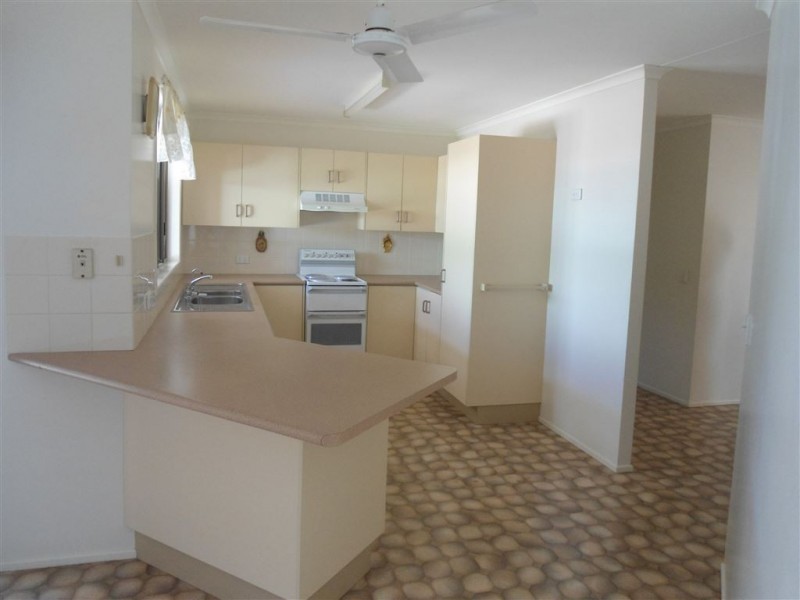 5 Woonga Court, Southside QLD 4570