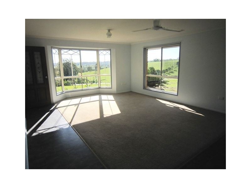 62 Enterprise Road, Veteran QLD 4570