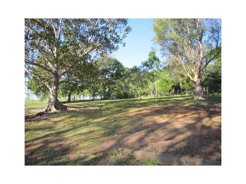 62 Enterprise Road, Veteran QLD 4570