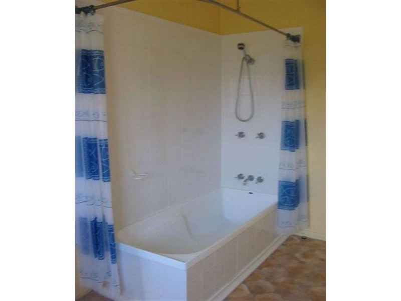 18 Kidgell Street, Gympie QLD 4570