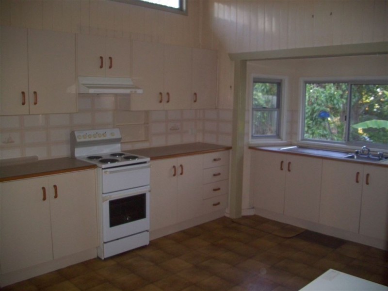 11 Ferguson Street, Gympie QLD 4570