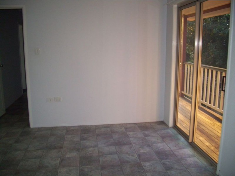 2 Simone Court, Monkland QLD 4570