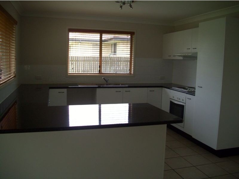 27 McPhail Street, Southside QLD 4570