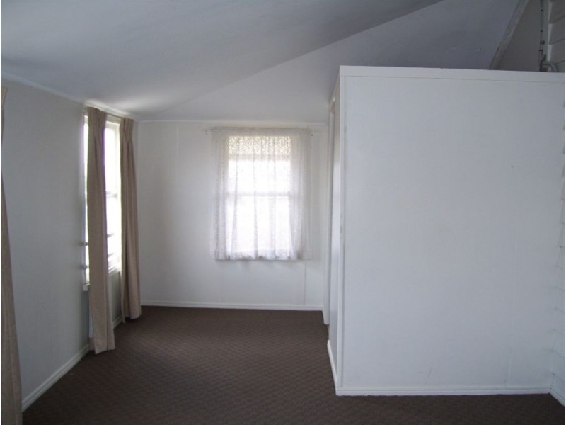 3/4 Stewart Terrace, Gympie QLD 4570