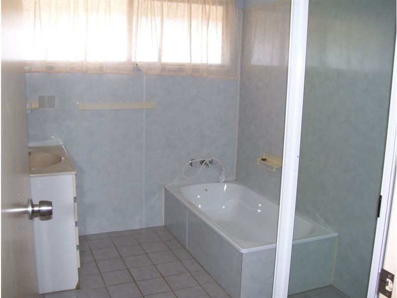 Victory Heights QLD 4570