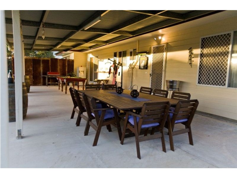 5 Tobin Street, Jones Hill QLD 4570