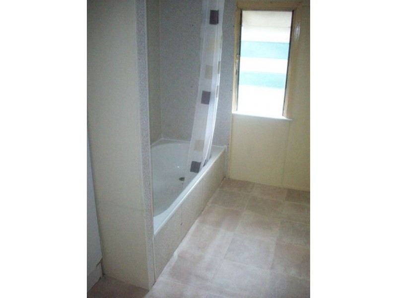 19 Louisa Street, Gympie QLD 4570